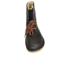 Duckfeet Skanderborg black leather boot viewed from the front, showing rounded toe and brown laces