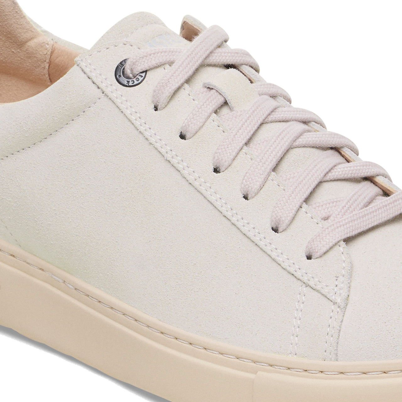 Bend Low Antique White Suede Leather 