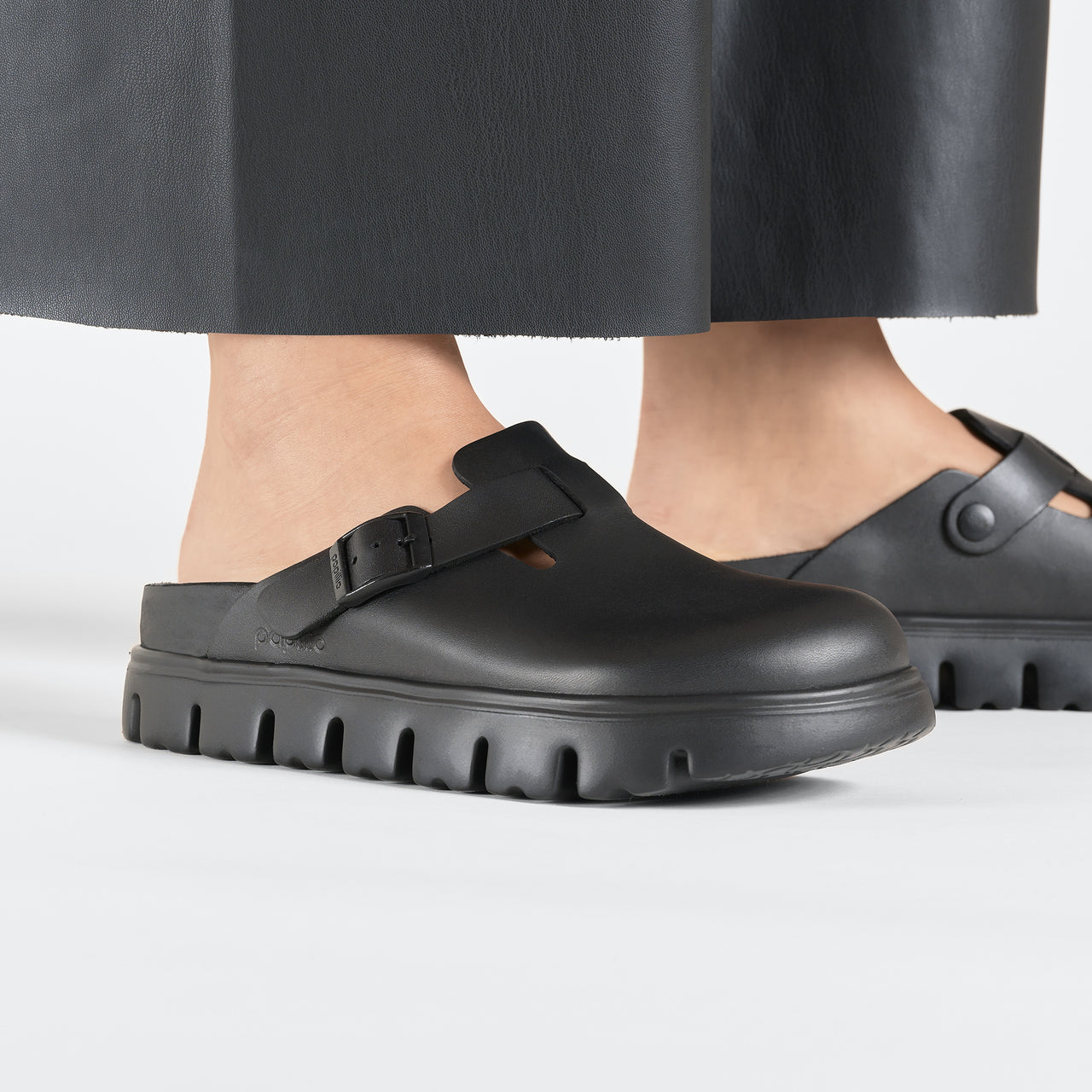 Boston Chunky Black Smooth Leather Narrow