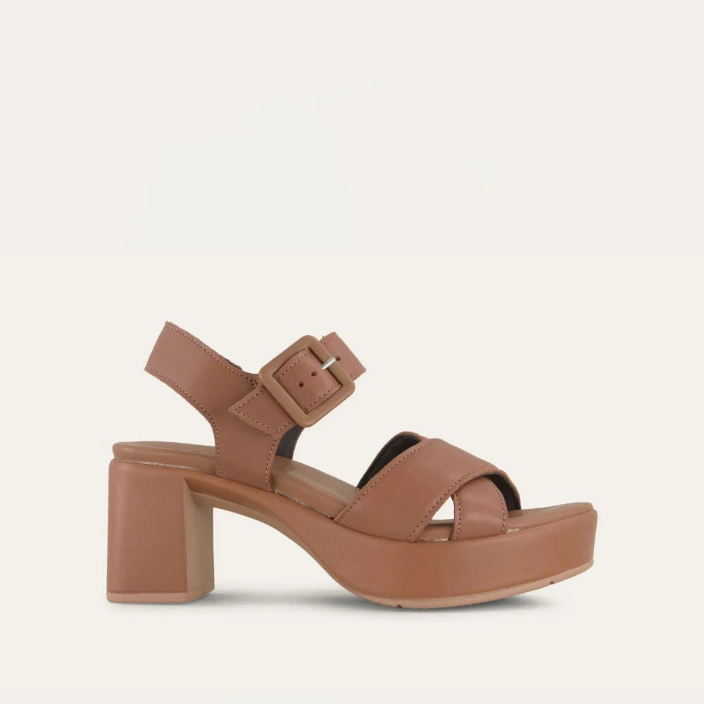 Elite Heeled Sandal Caramel Leather