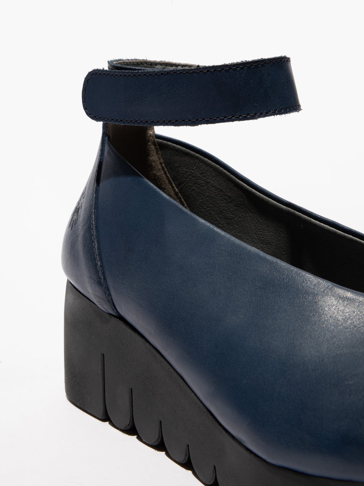 Violet VILY161FLY Burn Leather Navy