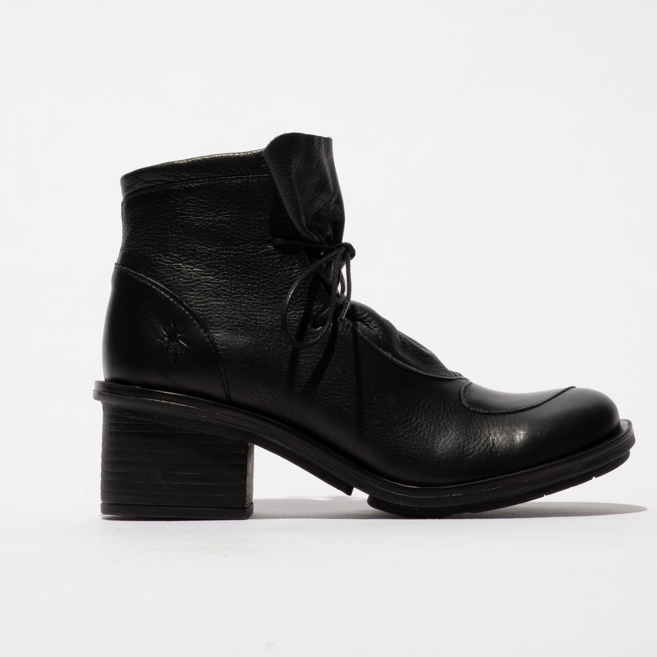 Camden CARF307FLY Velvet Leather Black