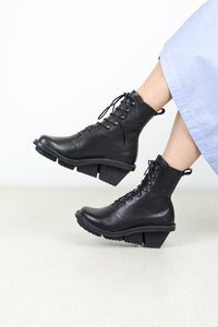 Lady F Waw Black Leather Boot